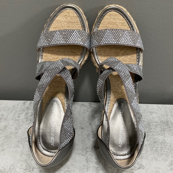 Adrienne Vittadini Women's Barri Strappy
Espadrille Wedge Sandals Size 7 - Picture 8 of 13